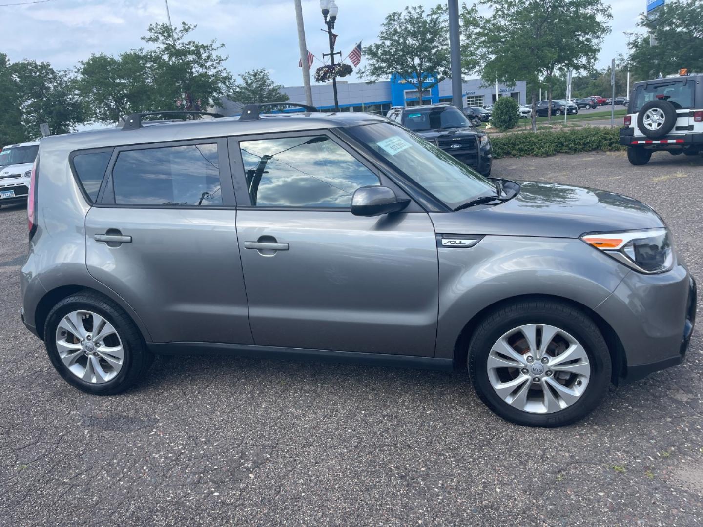 2016 Kia Soul + (KNDJP3A50G7) with an 2.0L L4 DOHC 16V engine, AUTOMATIC transmission, located at 434 West Main Street, Anoka, MN, 55303, (763) 576-9696, 45.201759, -93.396706 - 2 OWNER / NO ACCIDENTS MULTI-POINT "PERFORMANCE" INSPECTION PERFORMED: Transmission/clutch, Engine performance, Brakes, Steering, Heater/Air Conditioning, Instruments/Controls, Headlights/fog lights, Brake/back-up lights, Interior/warning lights, Turn signals/flashers MULTI-POINT "UNDER HOOD" - Photo#3