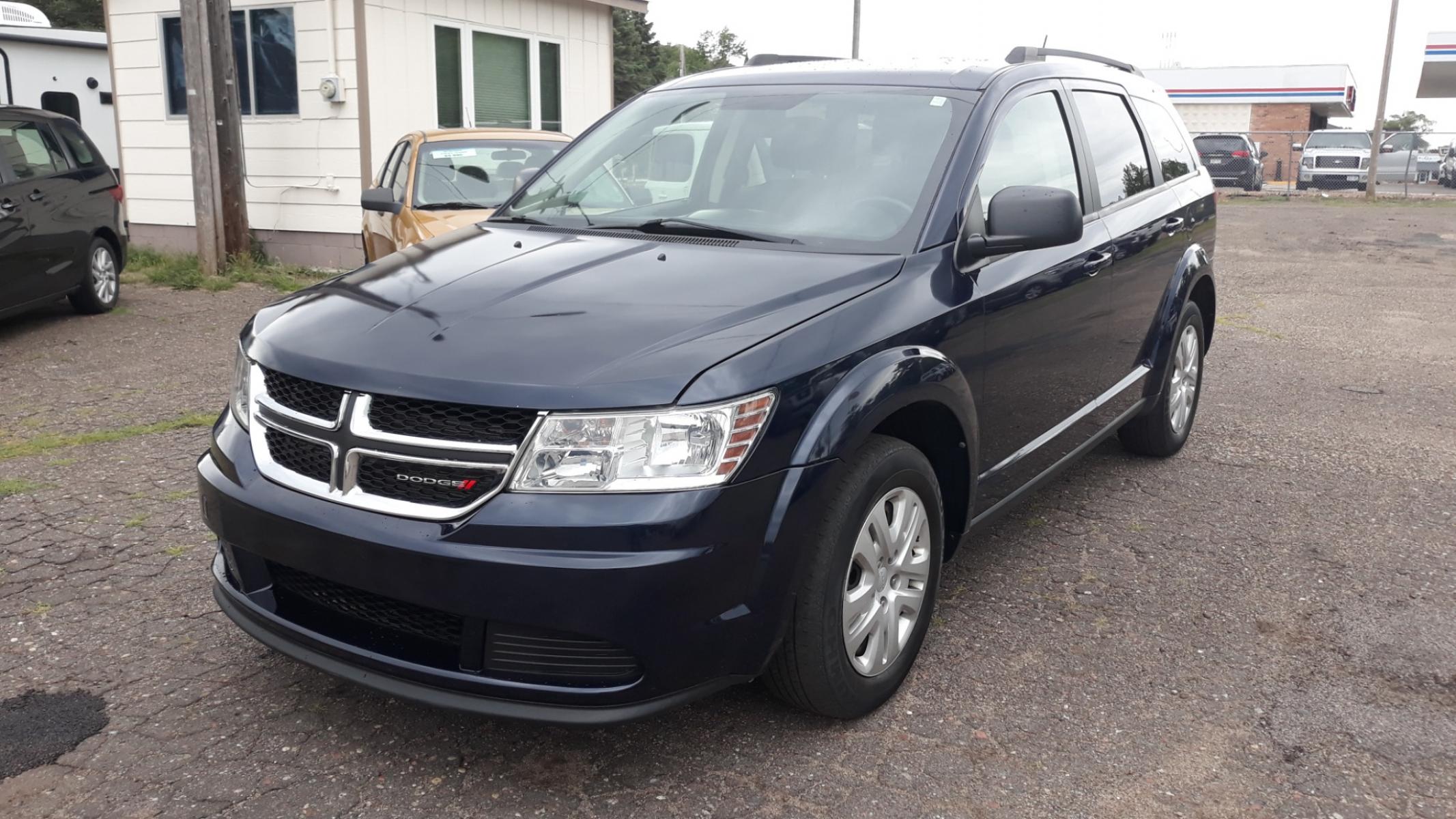 2018 Blue /GRAY DODGE JOURNEY SE (3C4PDCABXJT) with an 2.4 engine, AUTO transmission, located at 434 West Main Street, Anoka, MN, 55303, (763) 576-9696, 45.201759, -93.396706 - 2018 DODGE JOURNEY SE, 5 PASSENGER, ONE OWNER, NO ACCIDENTS, LOW MILES. INSPECTED AND SAFTY CHECKED BY CERTIFIED MECHANIC. - Photo #0