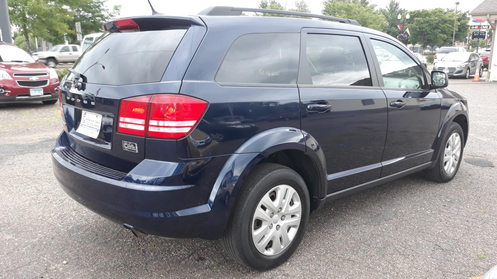 2018 Blue /GRAY DODGE JOURNEY SE (3C4PDCABXJT) with an 2.4 engine, AUTO transmission, located at 434 West Main Street, Anoka, MN, 55303, (763) 576-9696, 45.201759, -93.396706 - 2018 DODGE JOURNEY SE, 5 PASSENGER, ONE OWNER, NO ACCIDENTS, LOW MILES. INSPECTED AND SAFTY CHECKED BY CERTIFIED MECHANIC. - Photo#4