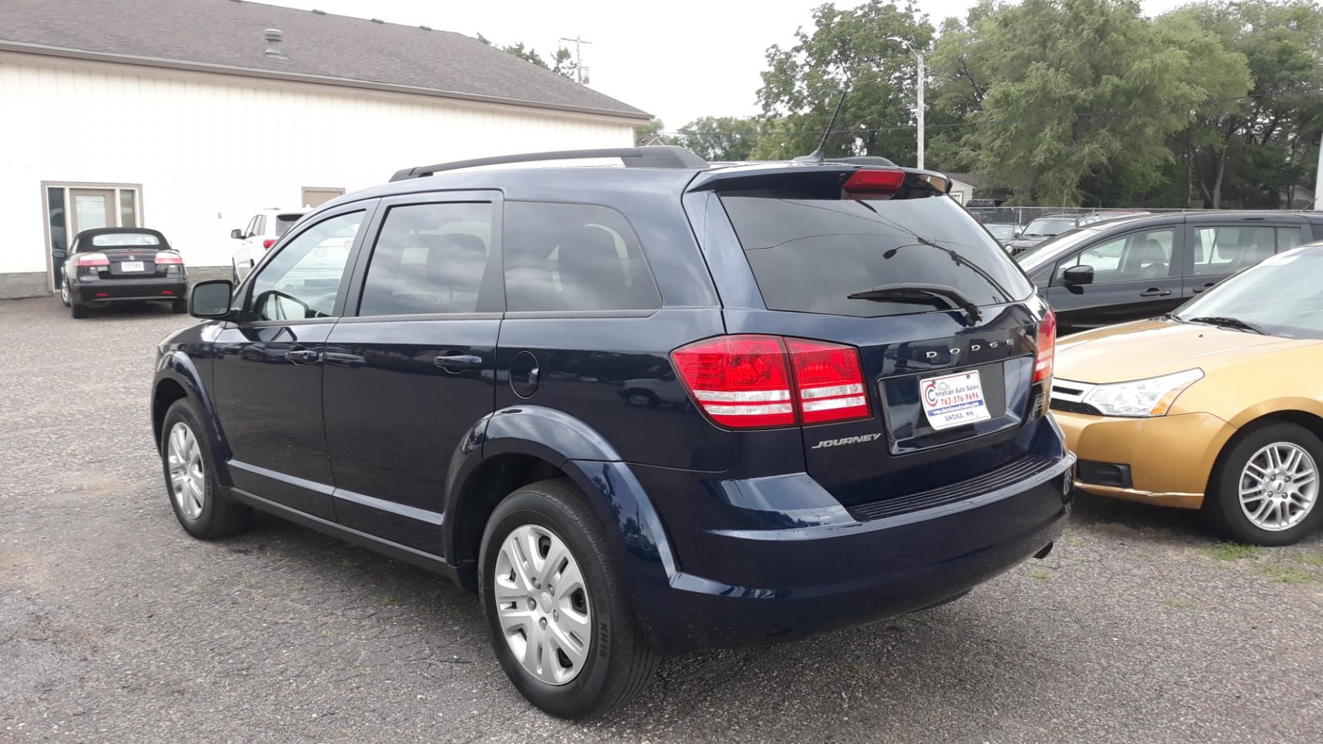 2018 Blue /GRAY DODGE JOURNEY SE (3C4PDCABXJT) with an 2.4 engine, AUTO transmission, located at 434 West Main Street, Anoka, MN, 55303, (763) 576-9696, 45.201759, -93.396706 - 2018 DODGE JOURNEY SE, 5 PASSENGER, ONE OWNER, NO ACCIDENTS, LOW MILES. INSPECTED AND SAFTY CHECKED BY CERTIFIED MECHANIC. - Photo#6