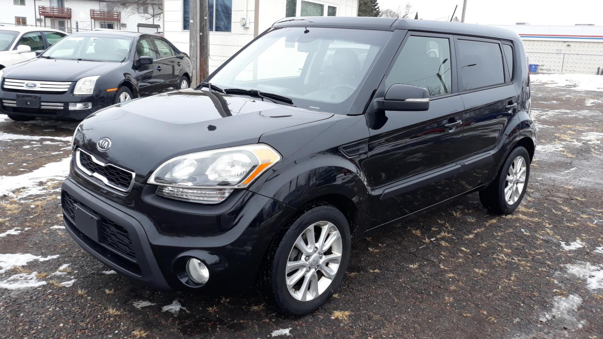 2012 BLACK /BLACK Kia Soul ! (KNDJT2A63C7) with an 2.0L L4 DOHC 16V engine, AUTO transmission, located at 434 West Main Street, Anoka, MN, 55303, (763) 576-9696, 45.201759, -93.396706 - 2012 KIA SOEL ! WITH ONLY 92,745 MILES, AND Air Conditioning; Power Windows; Power Locks; Power Steering; Tilt Wheel; AM/FM CD/MP3; Satellite; Immobilizer; Keyless Entry; Daytime Running Lights; Dual Front Airbags; Side Airbags; Head Airbags; Rear Head Airbags; Active Seatbelts; All Wheel ABS - Photo#0