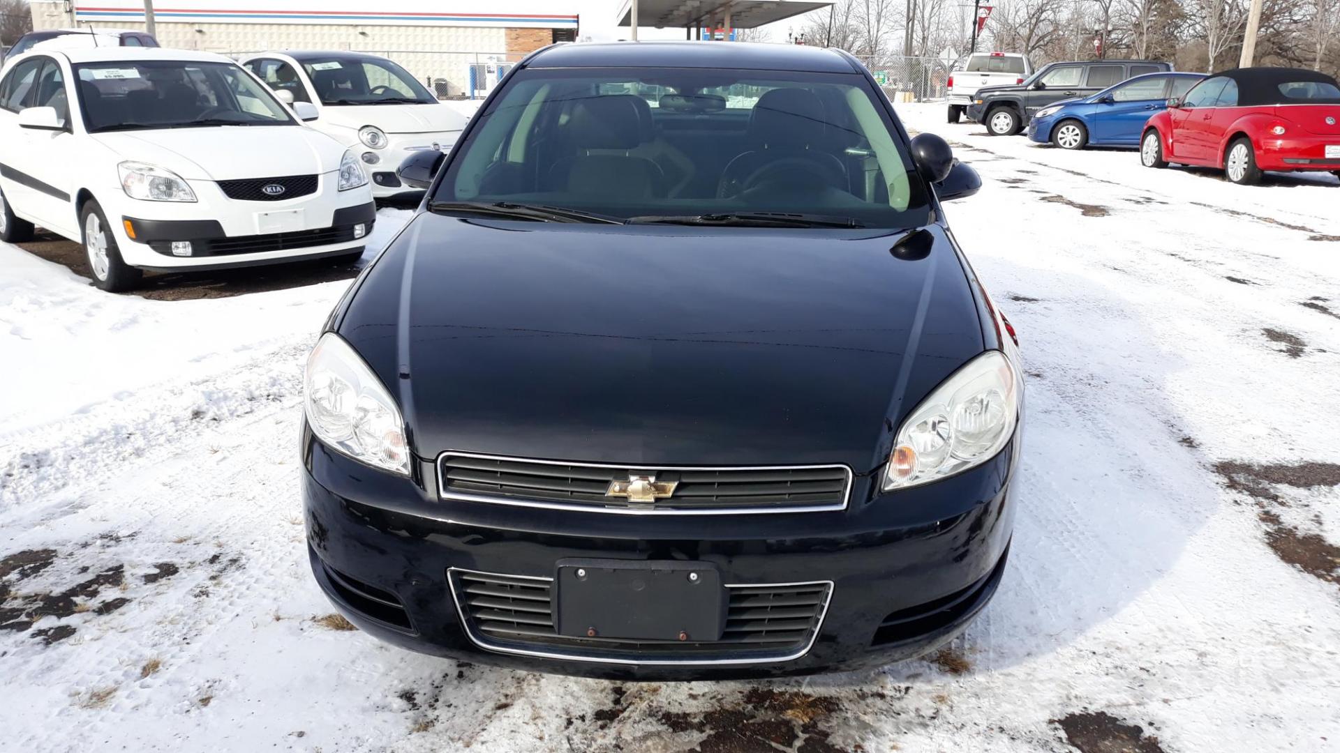 2011 BLACK /BLACK Chevrolet Impala Police Cruiser (2G1WD5EM5B1) with an 3.9L V6 OHV 16V FFV engine, 4-Speed Automatic Overdrive transmission, located at 434 West Main Street, Anoka, MN, 55303, (763) 576-9696, 45.201759, -93.396706 - 2011 CHEV IMPALA POLICE,3.9V6, Air Conditioning; Power Windows; Power Locks; Power Steering; Tilt Wheel; AM/FM CD; Sentry Key; Keyless Entry; Daytime Running Lights; Dual Airbags Front Head and Side; Active Seatbelts; Passenger Airbag Sensor; All Wheel ABS - Photo#1