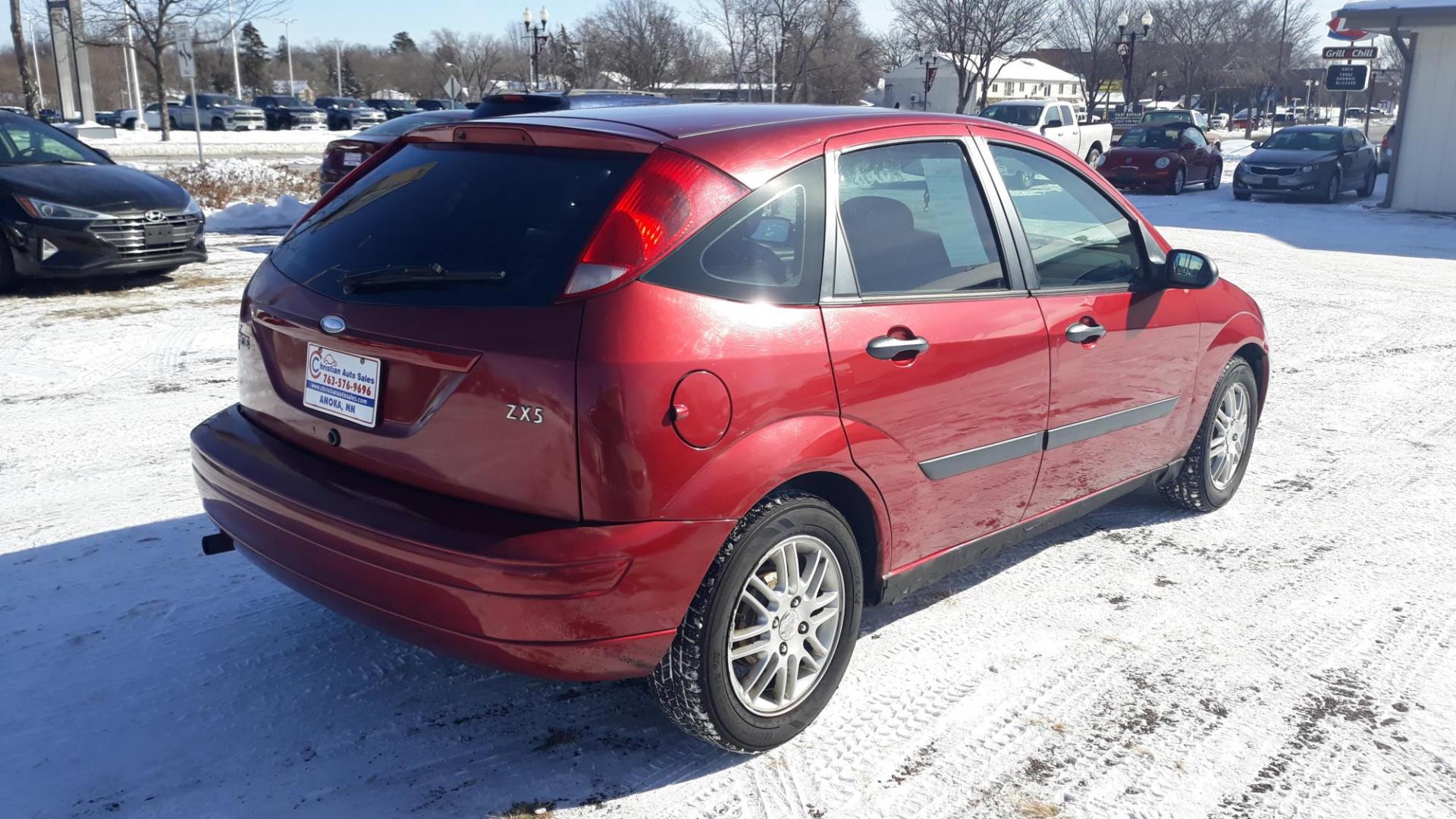 2003 RED /GRAY Ford Focus ZX5 (3FAFP37383R) with an 2.0L L4 DOHC 16V engine, AUTOMATIC transmission, located at 434 West Main Street, Anoka, MN, 55303, (763) 576-9696, 45.201759, -93.396706 - Photo#4